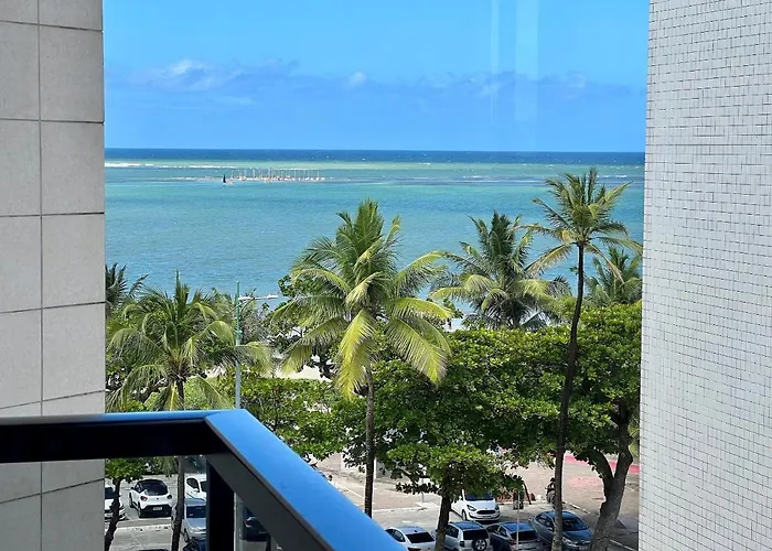 Edf Casabela - Apartamento Beira Mar Com 2 Quartos Sendo 1 Suite Com Vista Para As Piscinais Naturais Com Ar Condicionado Em Todos Os Quartos E Na Sala - 1 Vaga De Garagem