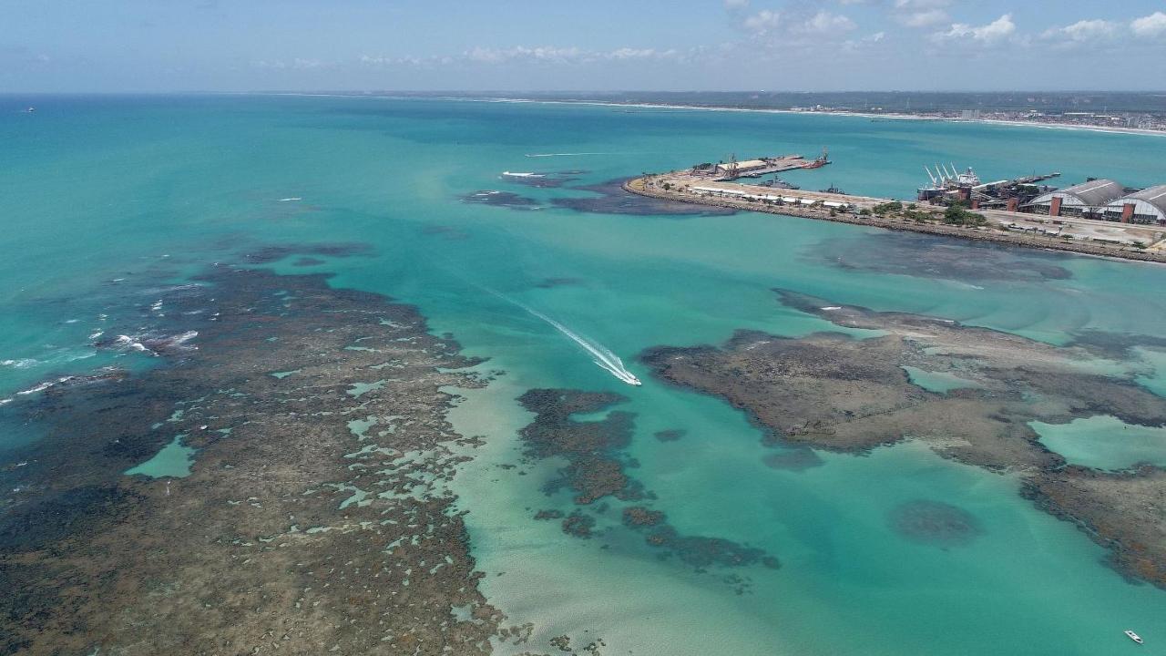 Edf Casabela - Beira Mar Com 2 Quartos Sendo 1 Com Vista As Piscinais Naturais Com Ar Condicionado Em Todos Os Quartos E Na Sala - 1 Vaga De Garagem
