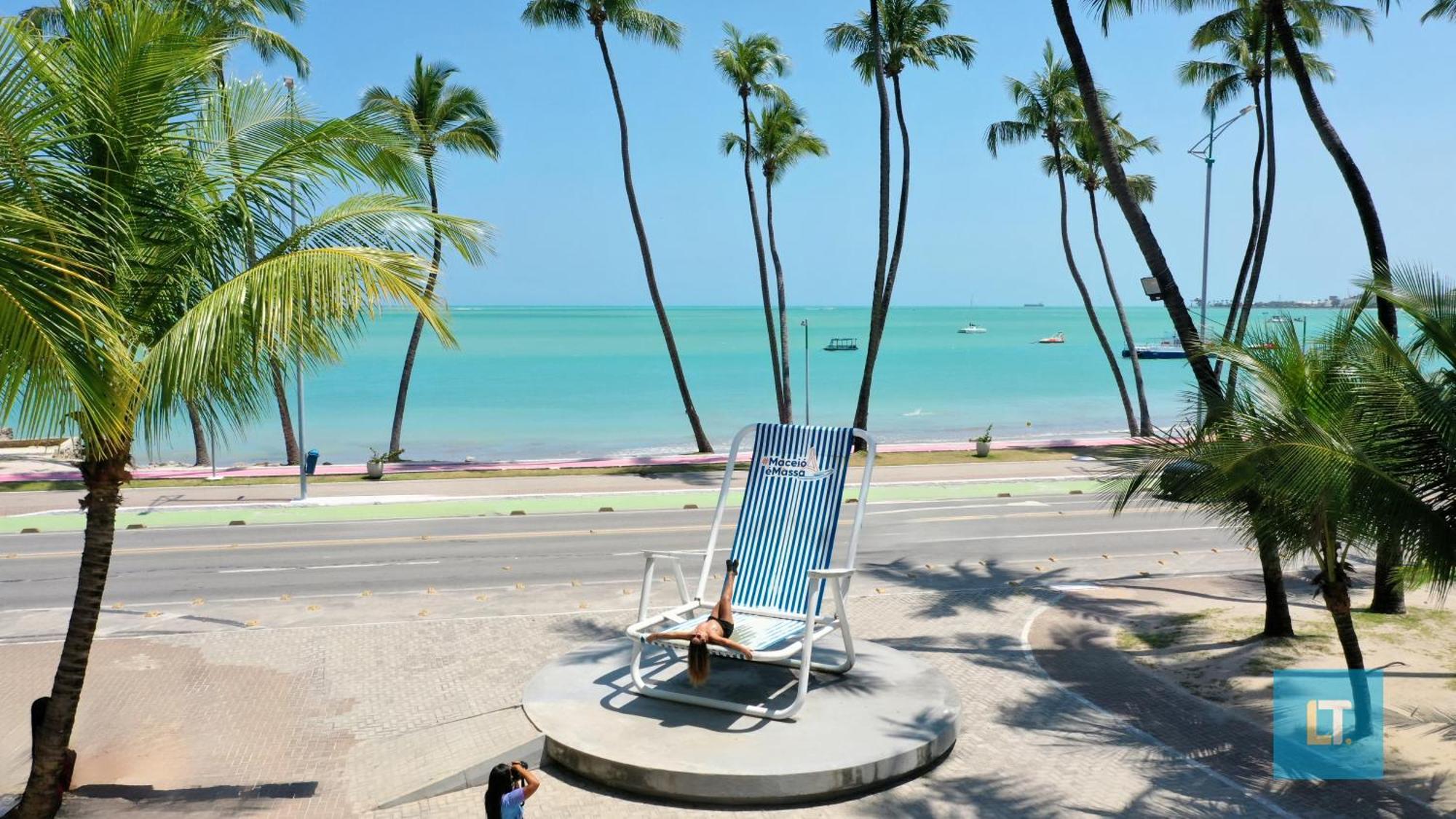 Edf Casabela - Beira Mar Com 2 Quartos Sendo 1 Com Vista As Piscinais Naturais Com Ar Condicionado Em Todos Os Quartos E Na Sala - 1 Vaga De Garagem Maceió