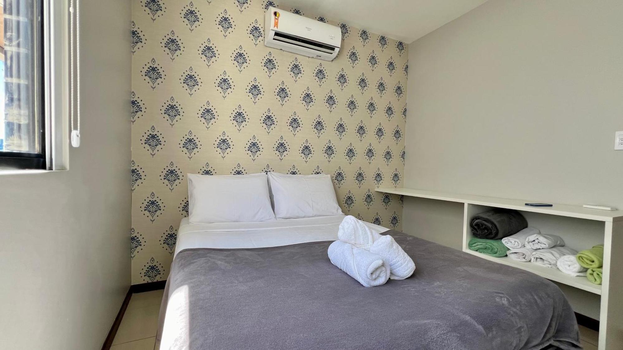 Edf Casabela - Beira Mar Com 2 Quartos Sendo 1 Com Vista As Piscinais Naturais Com Ar Condicionado Em Todos Os Quartos E Na Sala - 1 Vaga De Garagem Apartamento